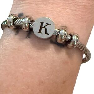 🌹Silver Beaded Bracelet with Initial 𝐊 𝐂𝐇𝐀𝐑𝐌